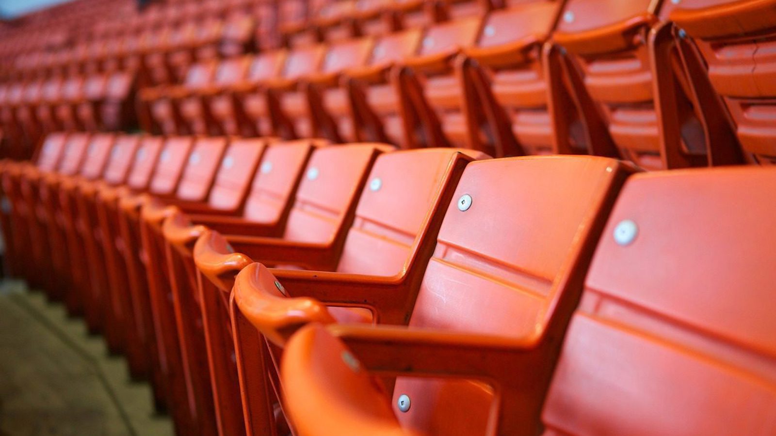 stadium-4181150_1280.jpg